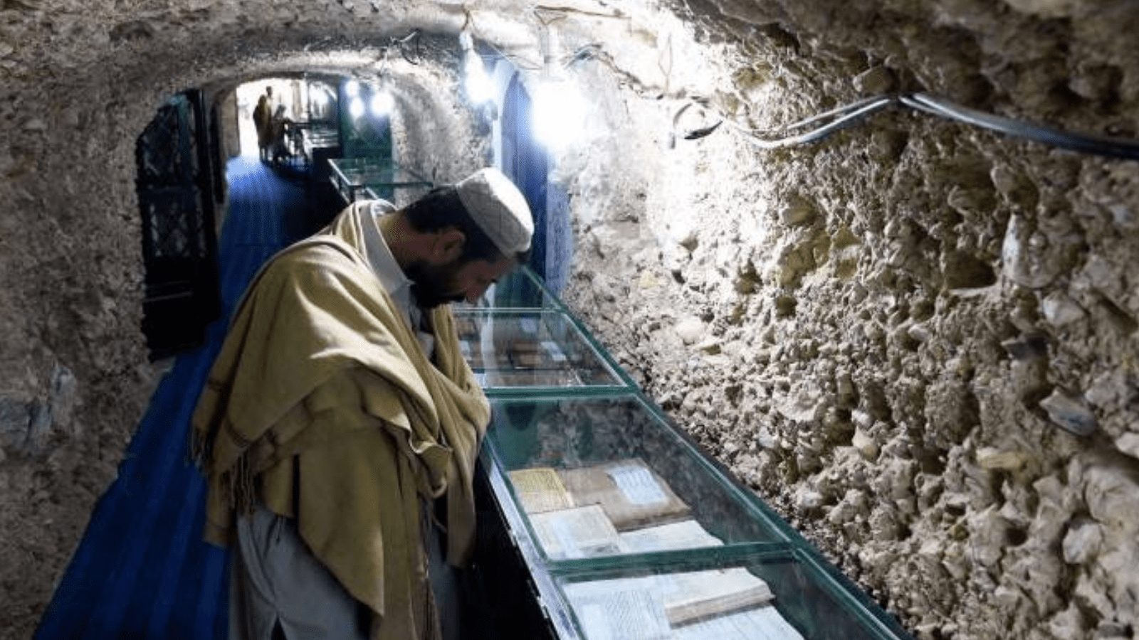 Holy Quran 120 Ancient Copies Stolen from Jabal-e-Noor Quetta