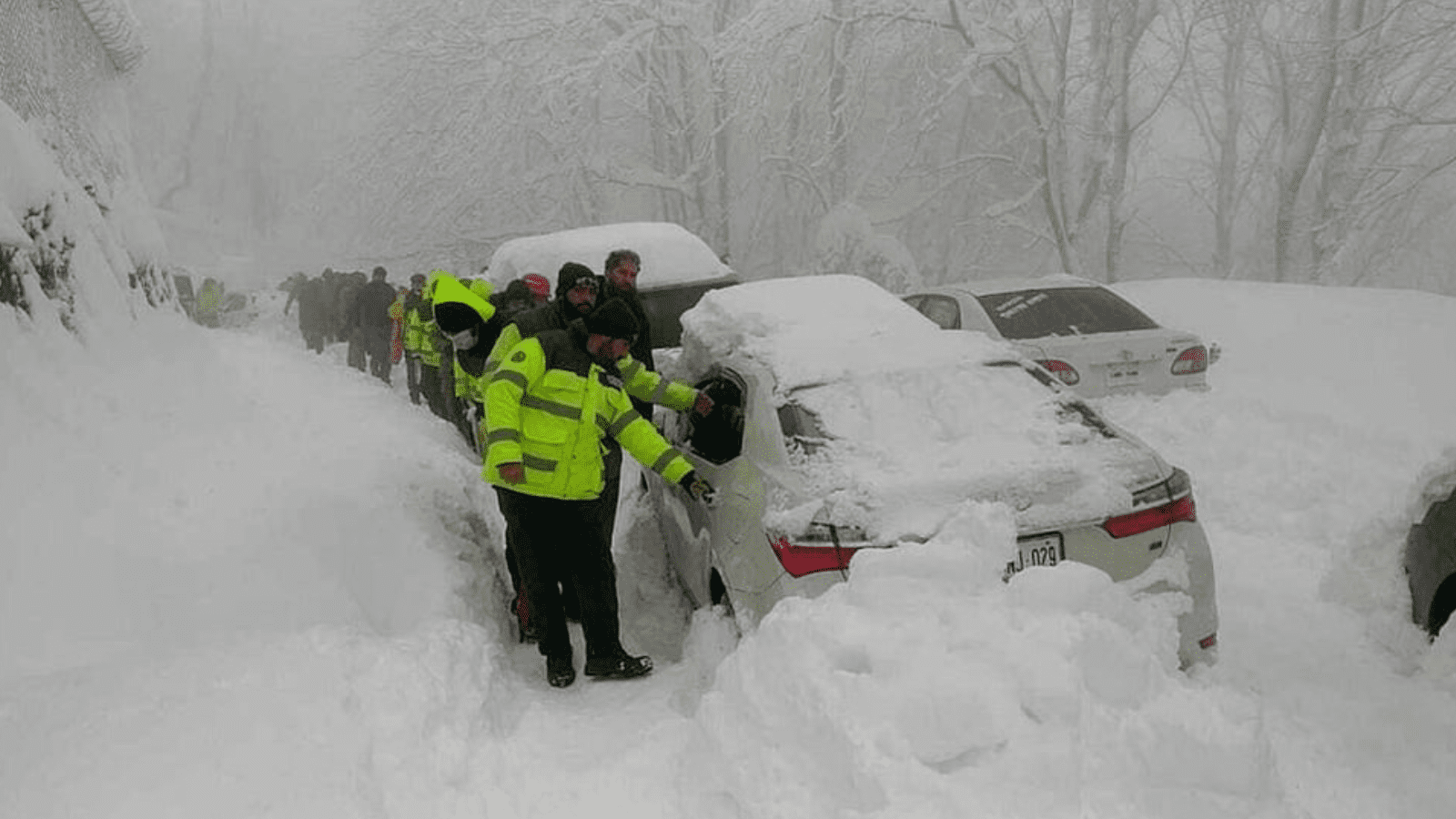 Murree Declares Snow Emergency Due to Heavy Snowfall