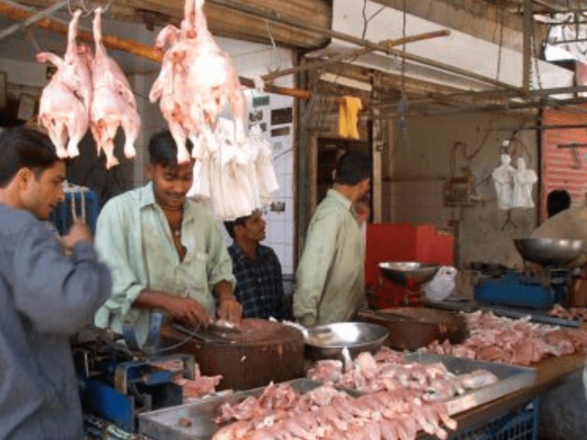 Poultry Vendors Strike: Sellers Reject Government Rates