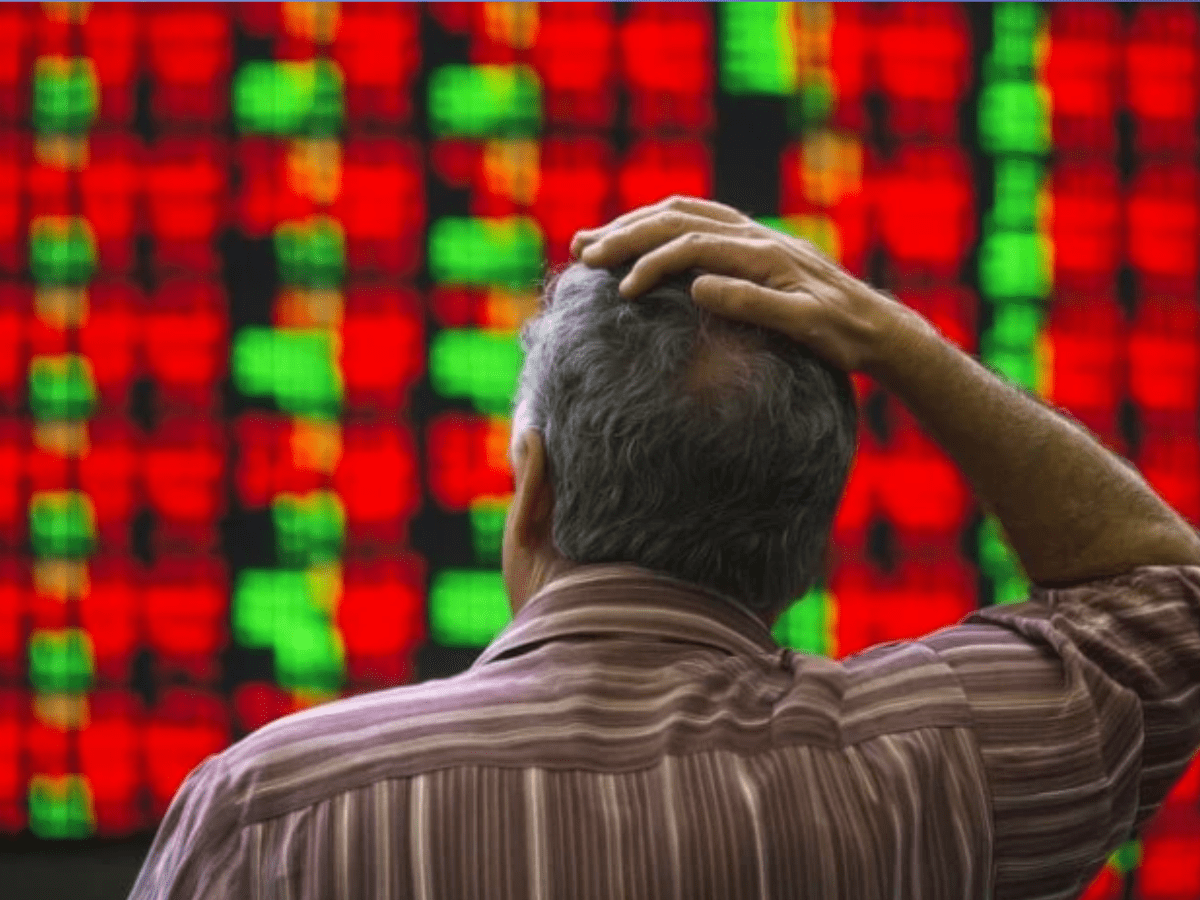 Pakistan Stock exchange Succumbs to Profit-Taking