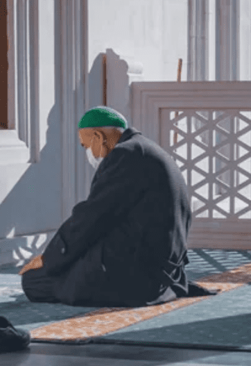 Night Prayer Benefits: The Reward and Status of Tahajjud in Islam